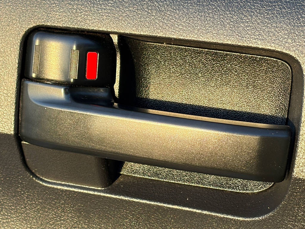 Thumbnail: 2013 Toyota Tundra - 10