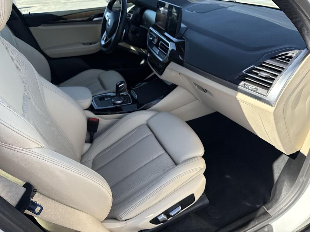 Thumbnail: 2022 BMW X3 - 10