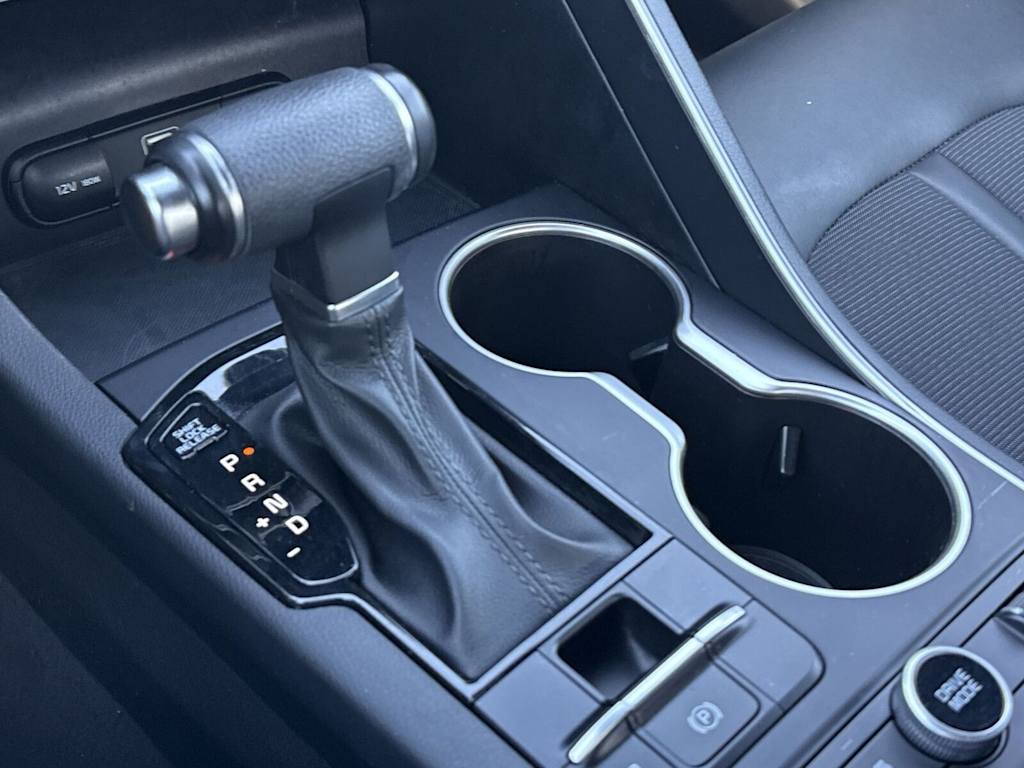 Thumbnail: 2021 Kia K5 - 15