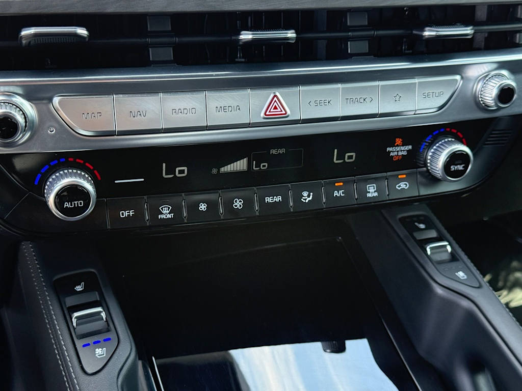 Thumbnail: 2023 Kia Telluride - 29