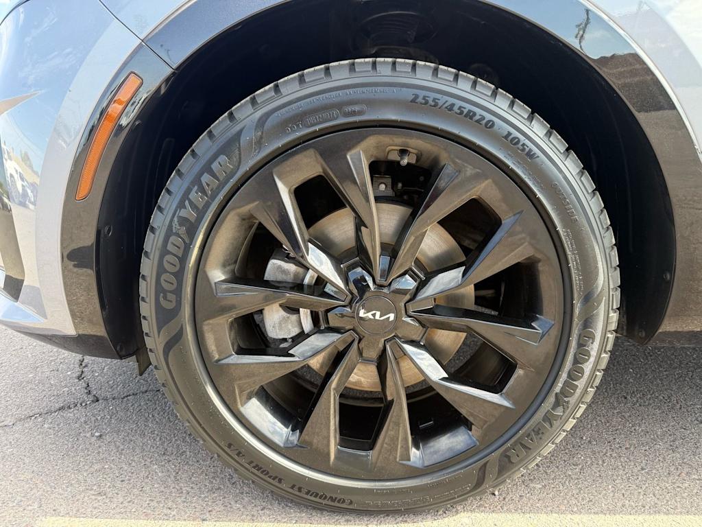 Thumbnail: 2023 Kia Sorento - 8