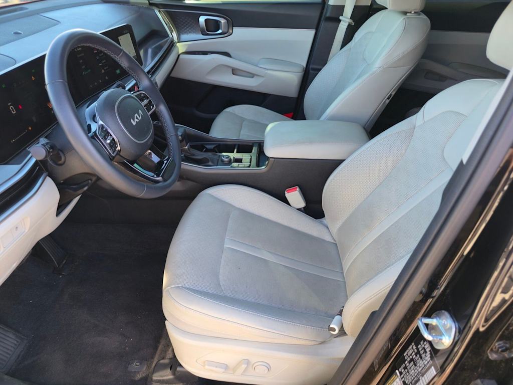 Thumbnail: 2025 Kia Sorento - 8