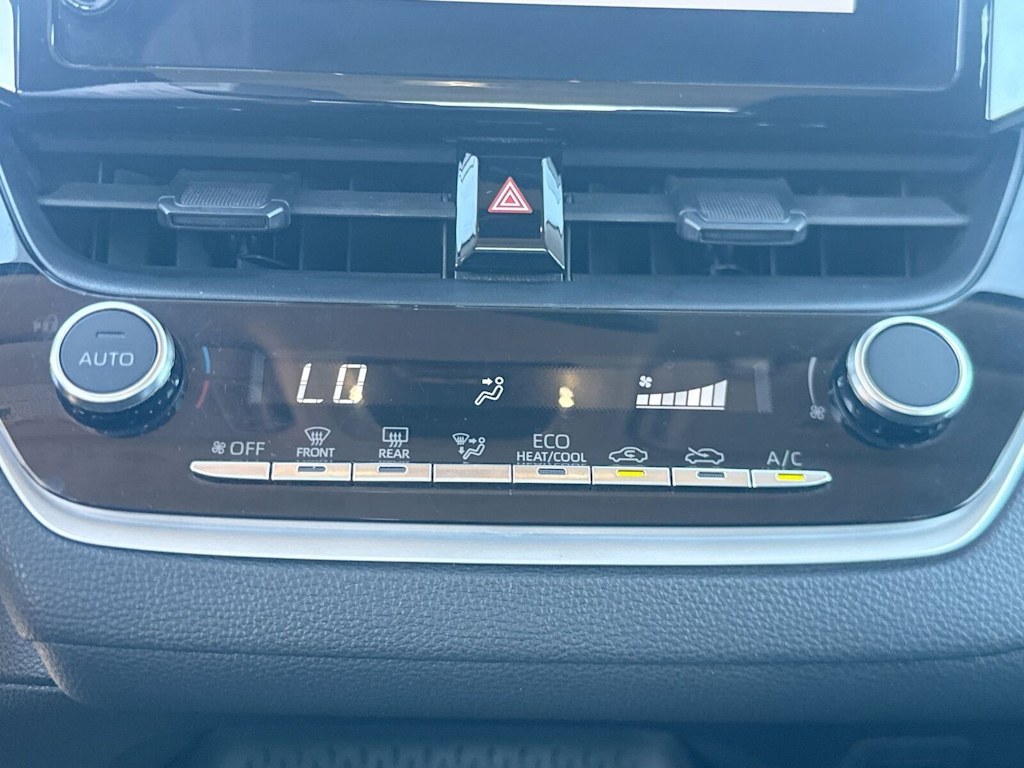 Thumbnail: 2024 Toyota Corolla - 27