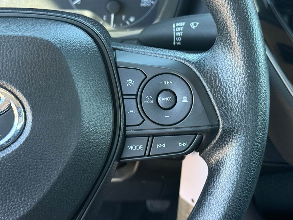 Thumbnail: 2025 Toyota Corolla - 24