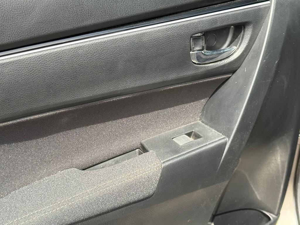 Thumbnail: 2019 Toyota Corolla - 16