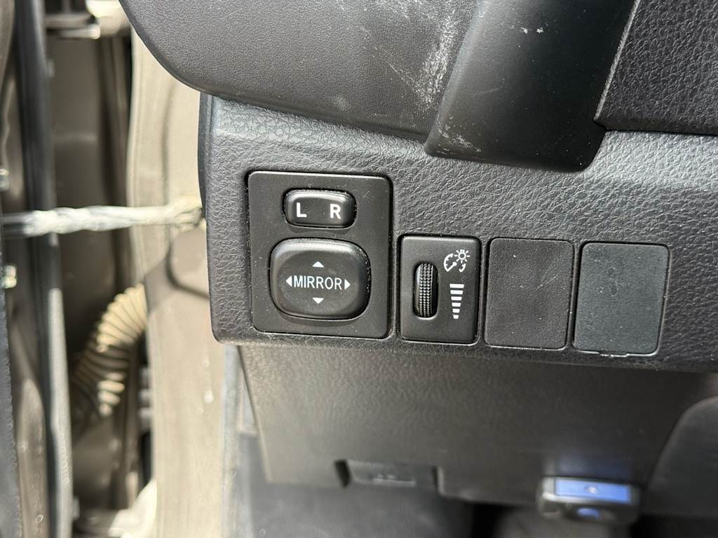 Thumbnail: 2019 Toyota Corolla - 19