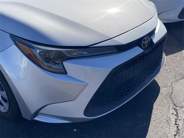 2022 Toyota Corolla LE 12