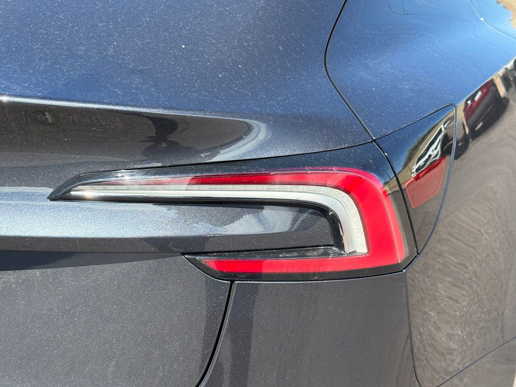Thumbnail: 2025 Tesla Model 3 - 13