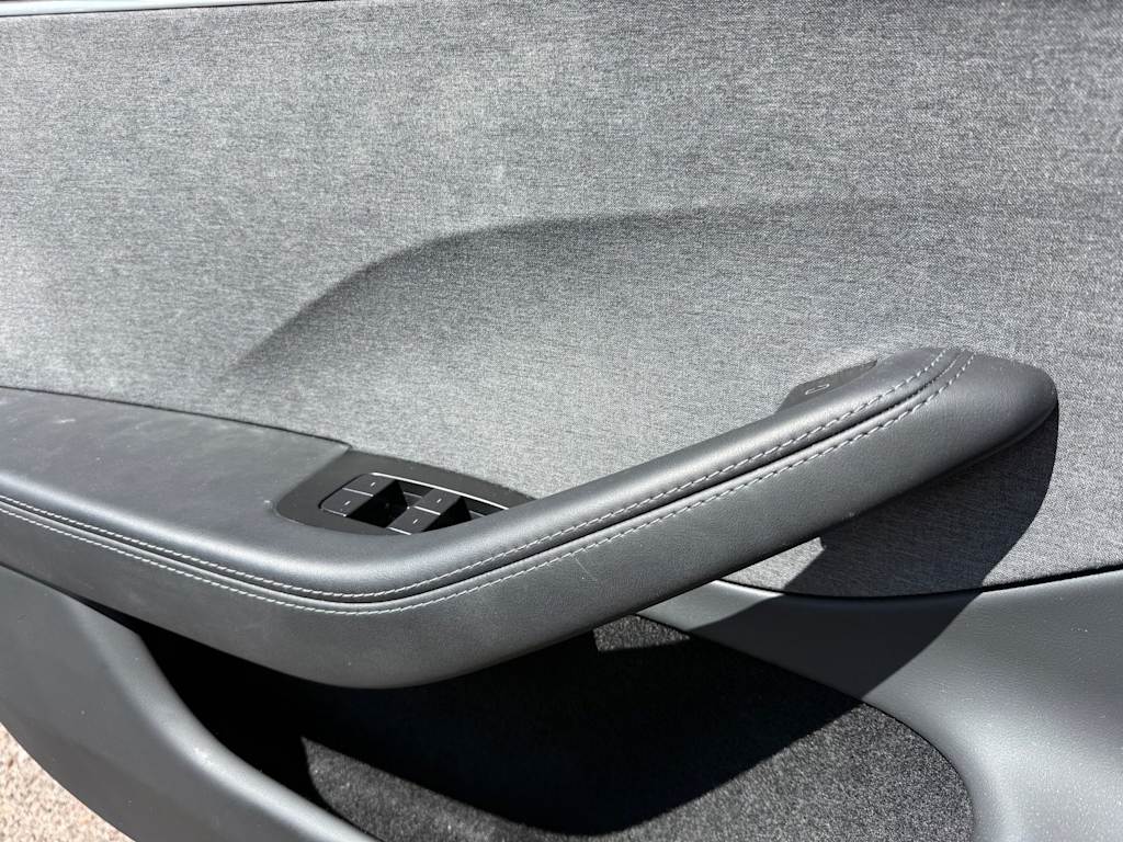 Thumbnail: 2025 Tesla Model 3 - 16