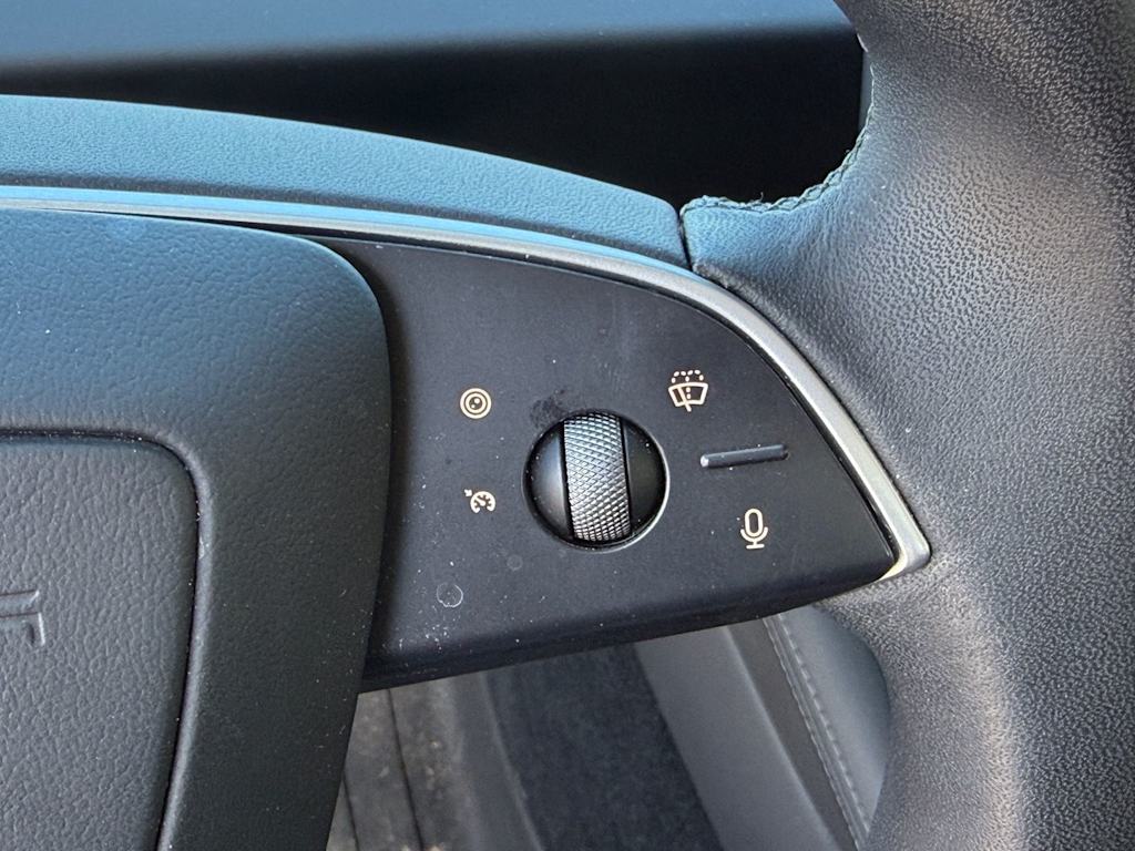 Thumbnail: 2025 Tesla Model 3 - 19