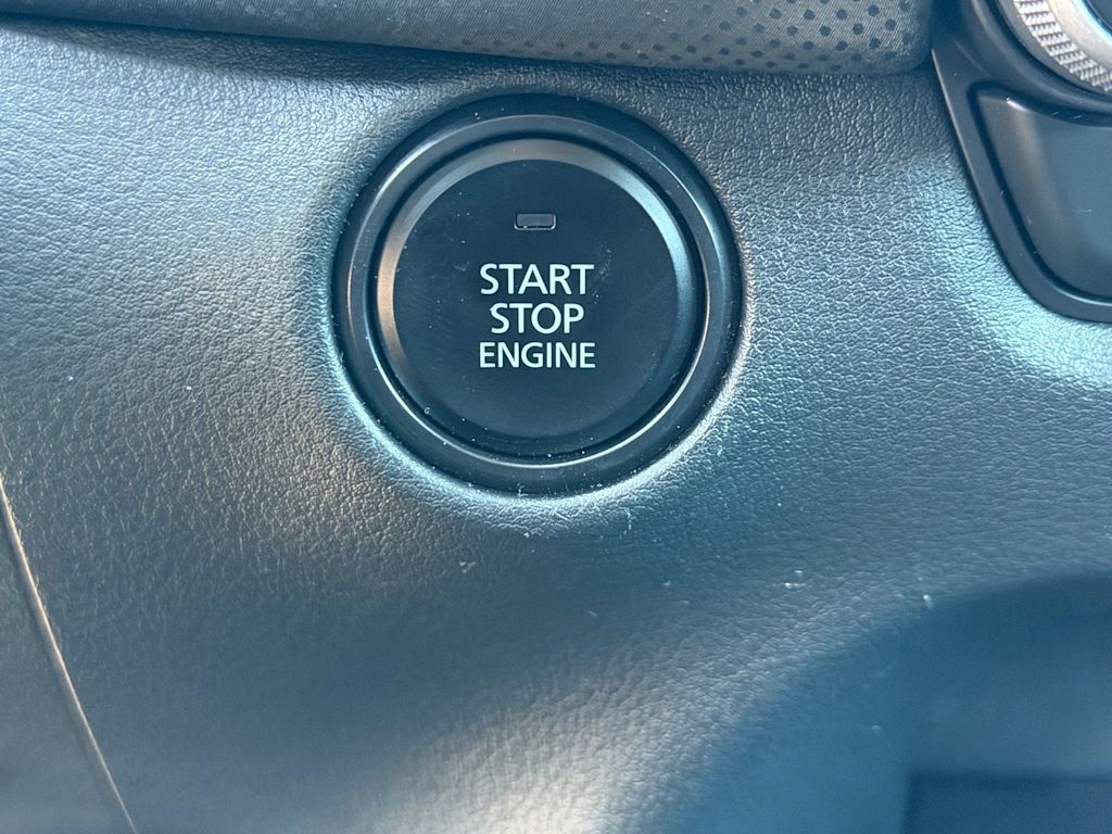 Thumbnail: 2025 Mazda CX-50 - 15