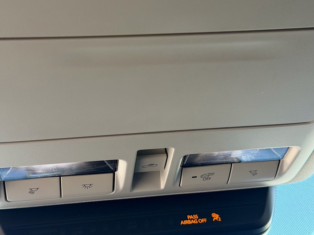 Thumbnail: 2025 Mazda CX-50 - 16