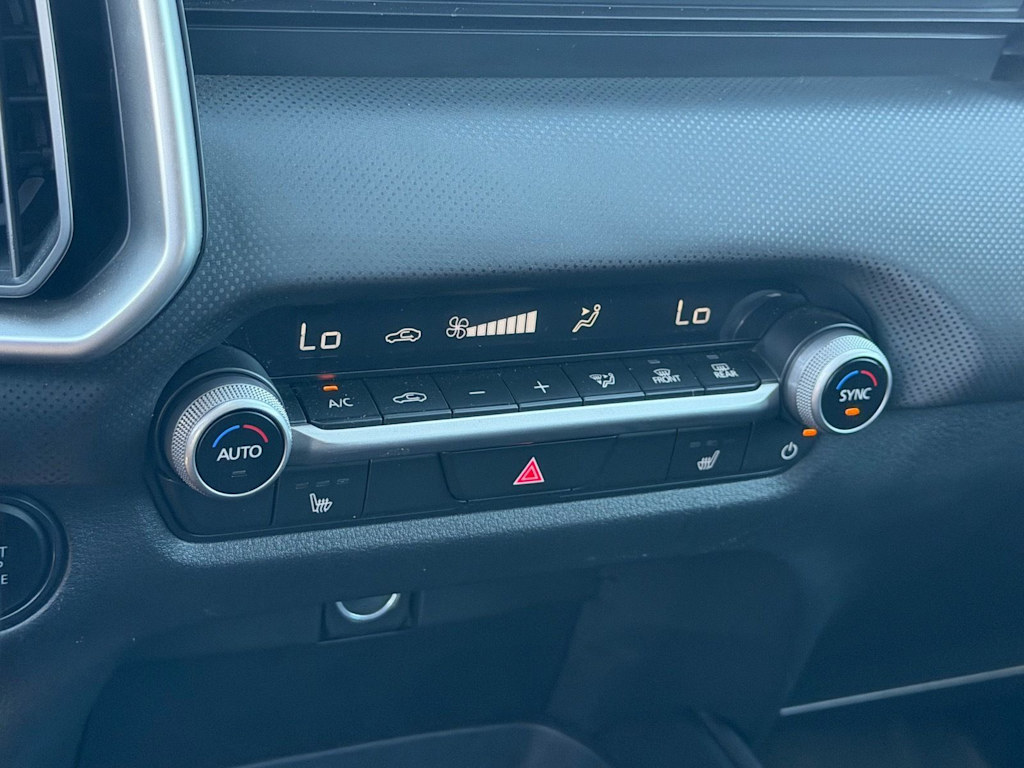 Thumbnail: 2025 Mazda CX-50 - 12