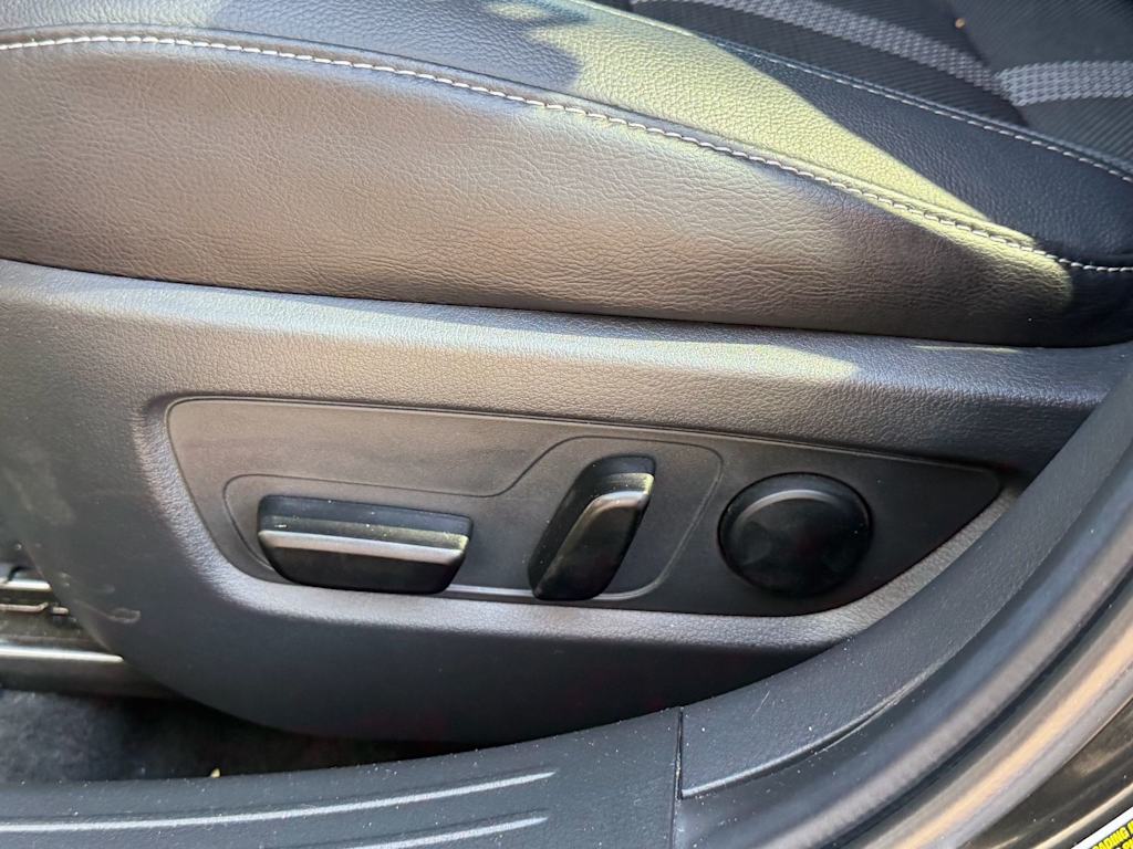 Thumbnail: 2025 Mazda CX-50 - 22