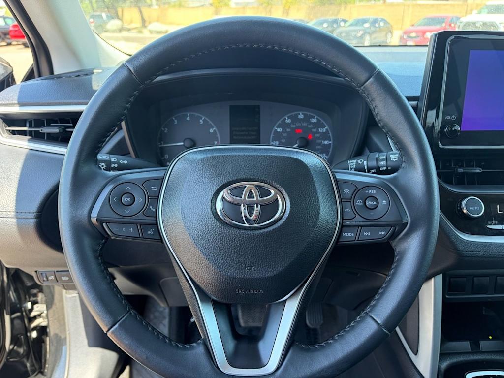 Thumbnail: 2025 Toyota Corolla Cross - 8