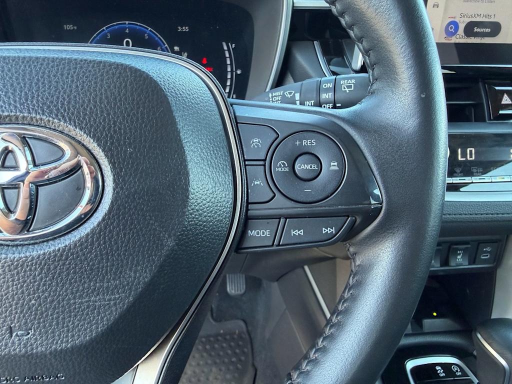 Thumbnail: 2025 Toyota Corolla Cross - 18