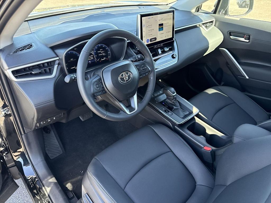 Thumbnail: 2026 Toyota Corolla Cross - 14