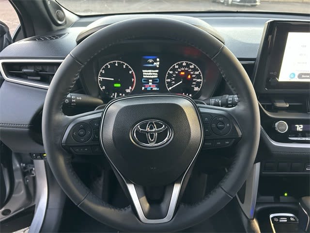 2024 Toyota Corolla Cross SE 25