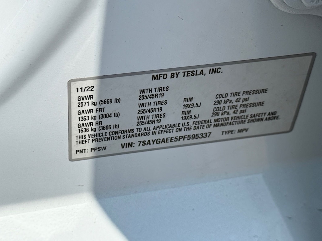 Thumbnail: 2023 Tesla Model Y - 25
