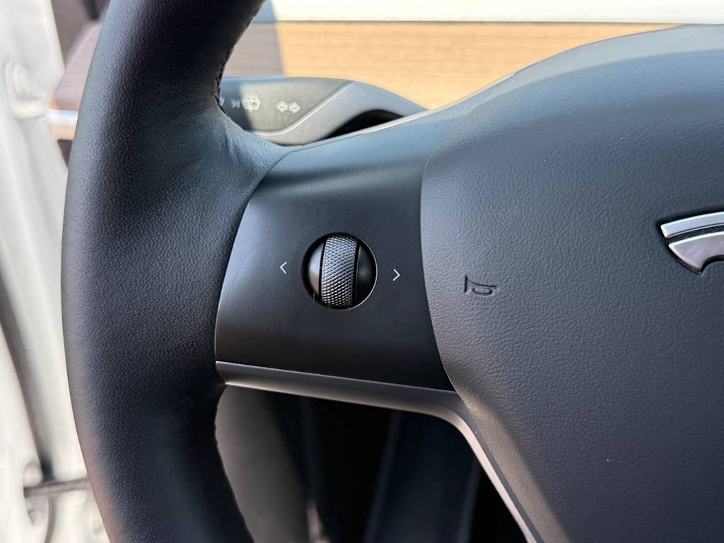 Thumbnail: 2023 Tesla Model Y - 22
