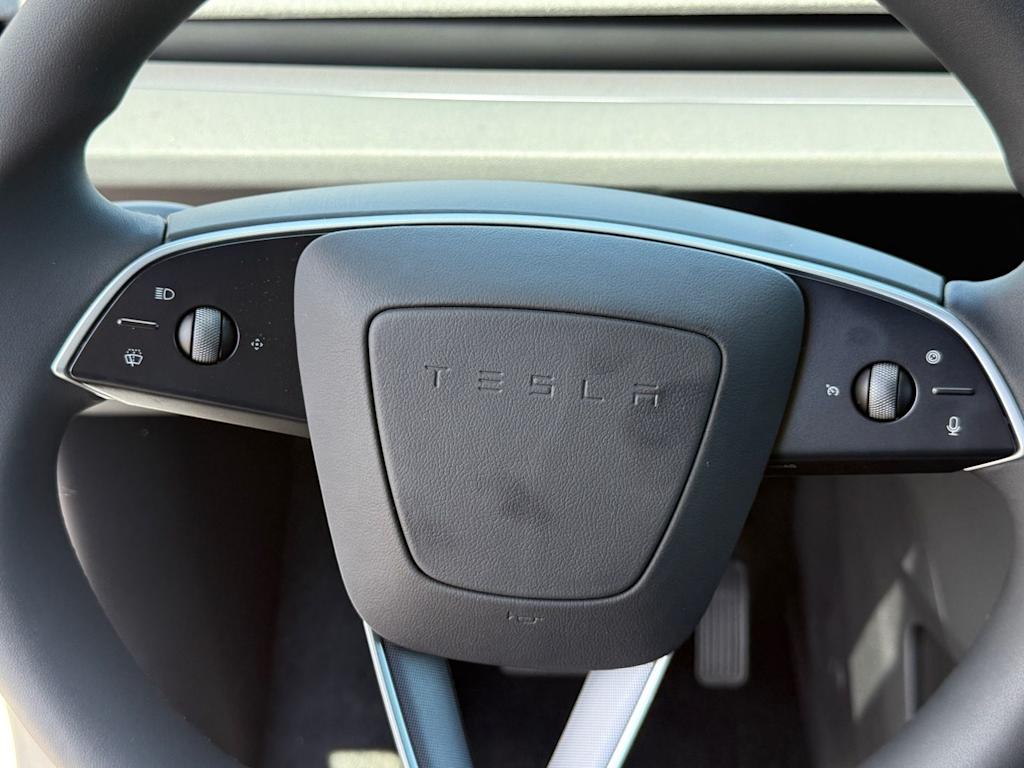 Thumbnail: 2026 Tesla Model Y - 21