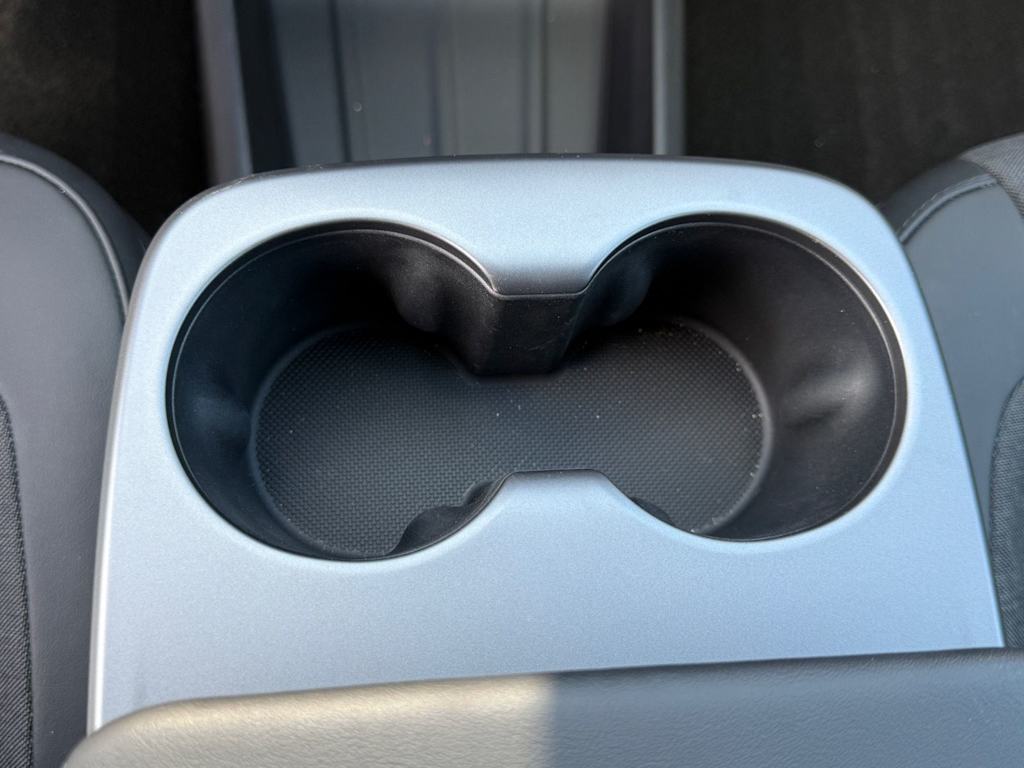 Thumbnail: 2026 Tesla Model Y - 27