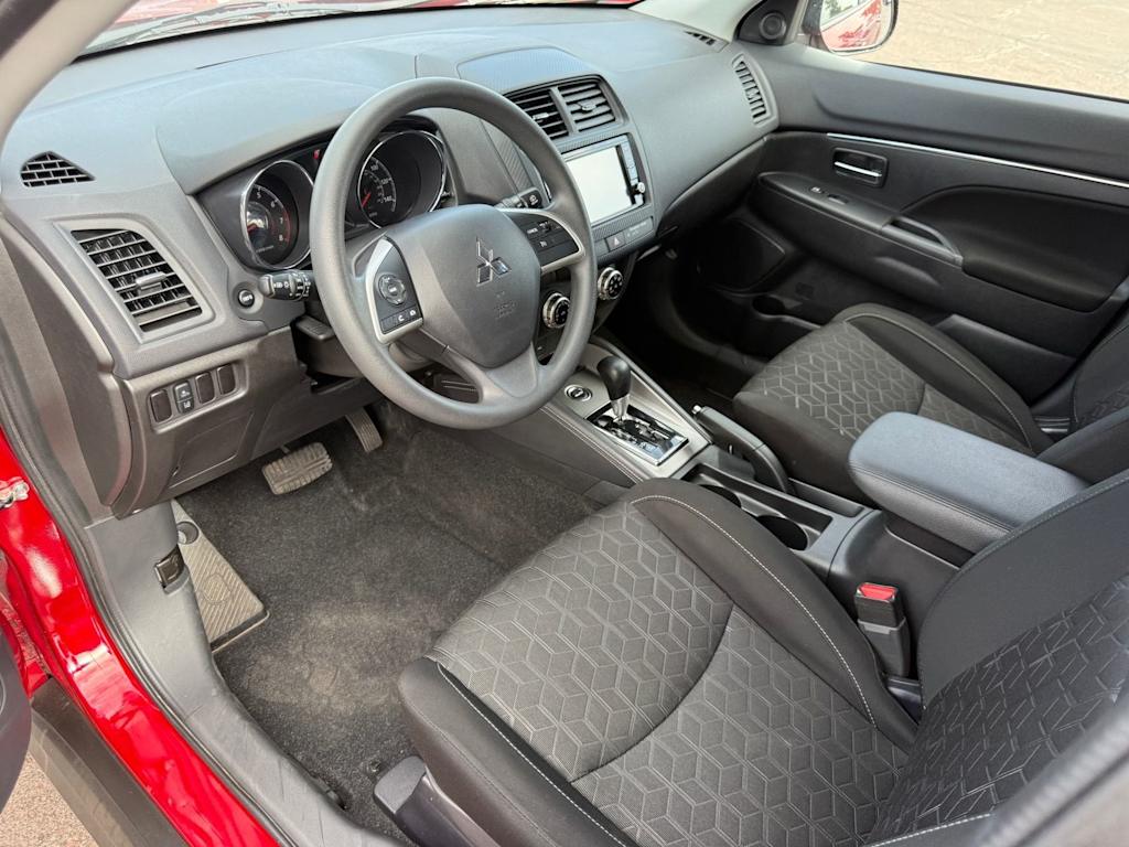 Thumbnail: 2025 Mitsubishi Outlander Sport - 2