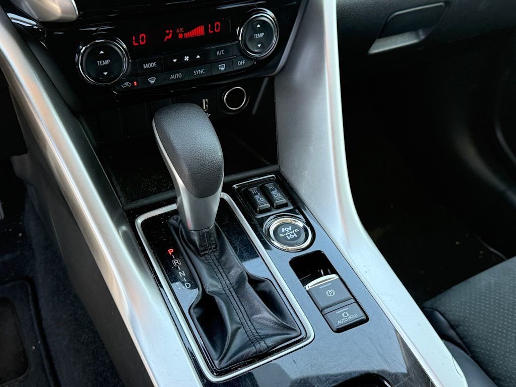 Thumbnail: 2025 Mitsubishi Eclipse Cross - 11