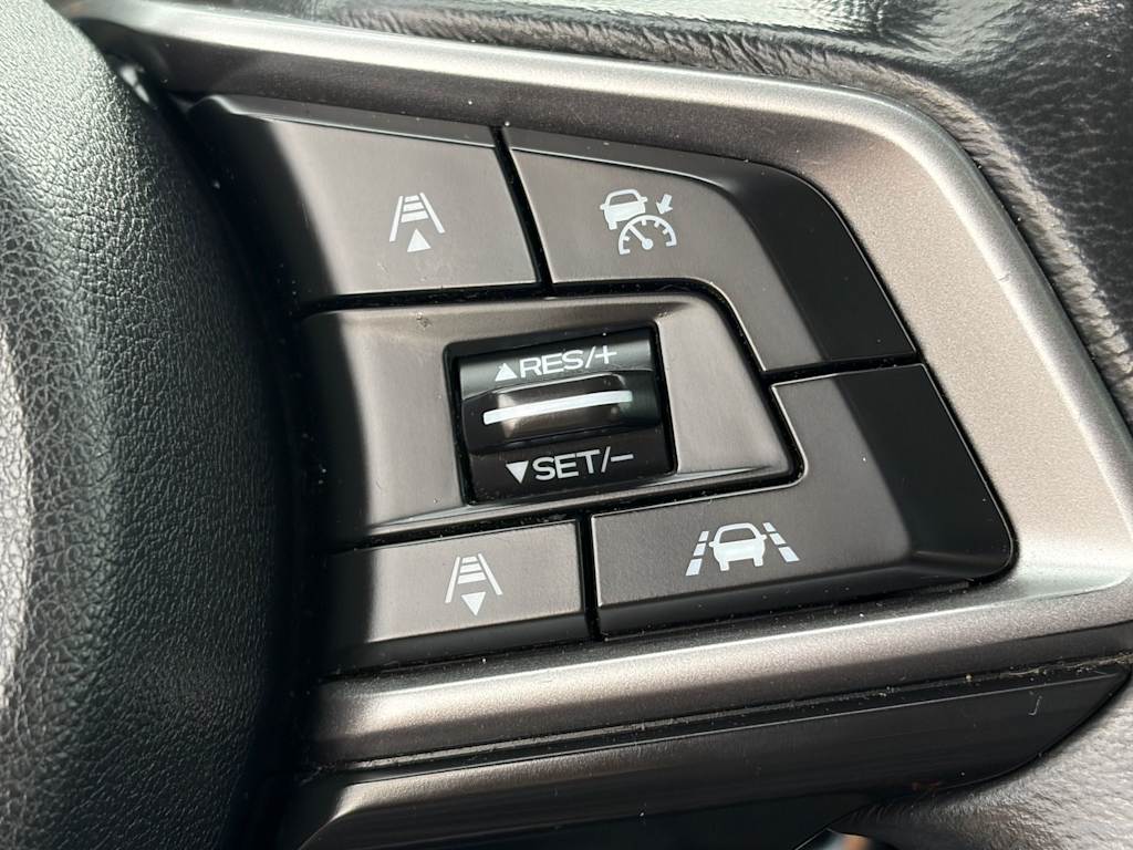 Thumbnail: 2018 Subaru Crosstrek - 15