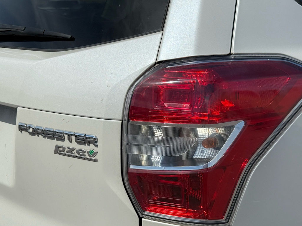 Thumbnail: 2015 Subaru Forester - 20