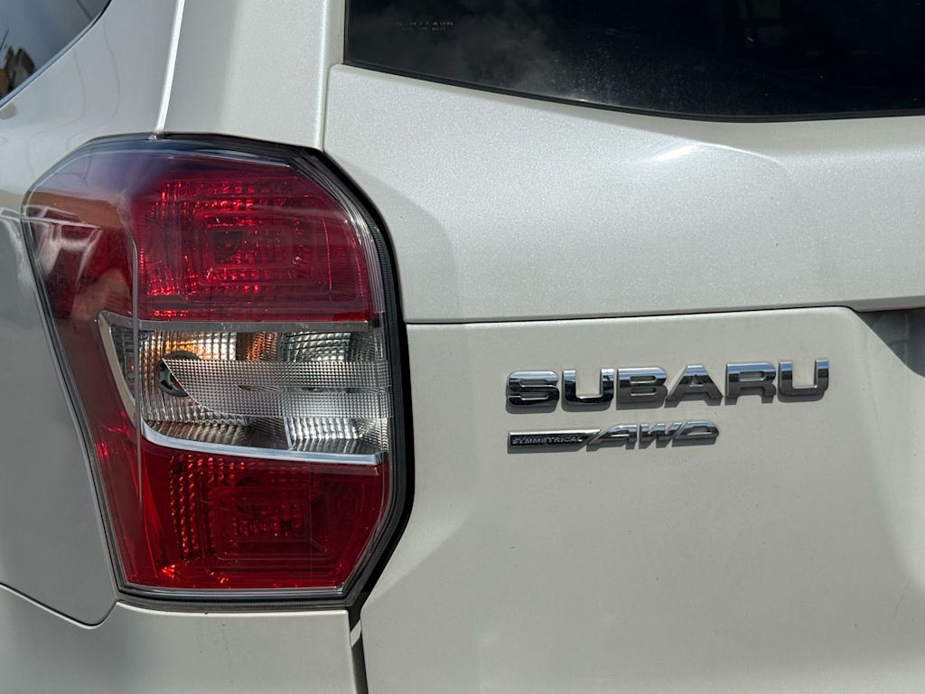 Thumbnail: 2015 Subaru Forester - 21