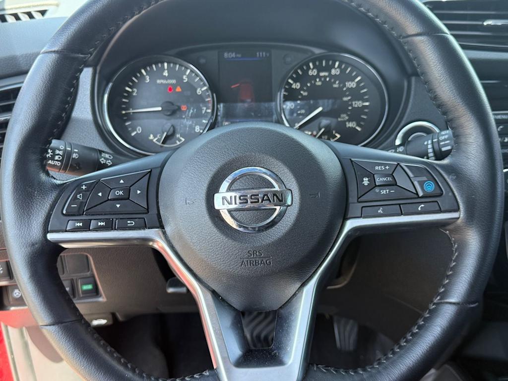 Thumbnail: 2020 Nissan Rogue Sport - 19