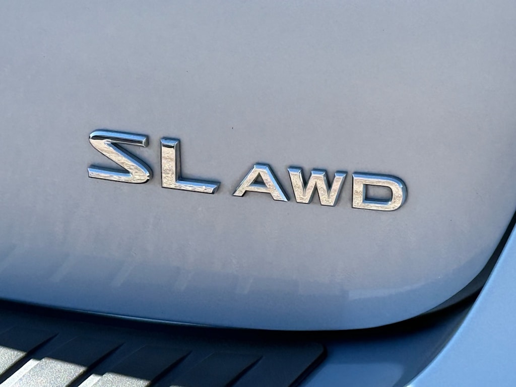 Thumbnail: 2012 Nissan Rogue - 17