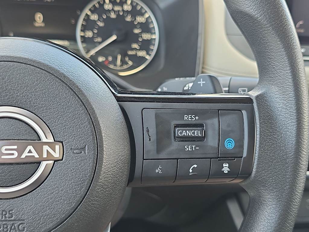 Thumbnail: 2023 Nissan Rogue - 33