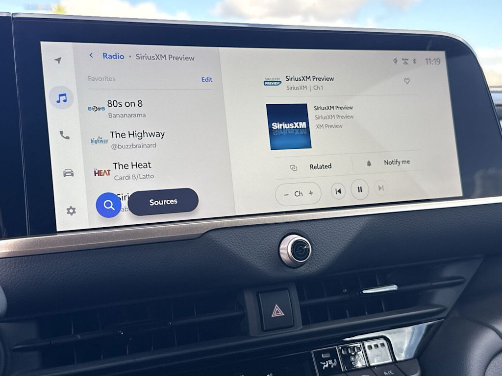 Thumbnail: 2025 Toyota Crown Signia - 15