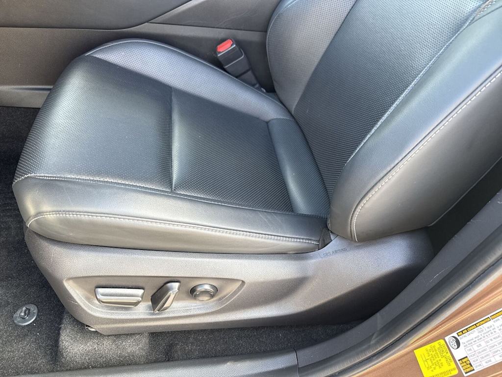 Thumbnail: 2025 Toyota Crown Signia - 25