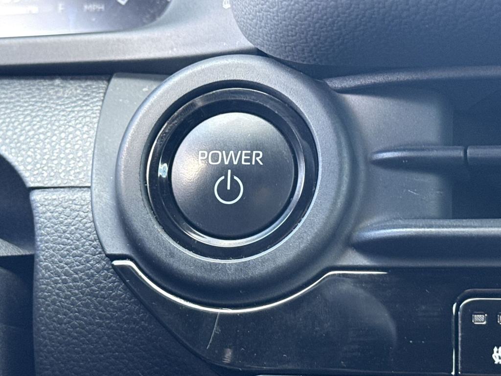 Thumbnail: 2025 Toyota Crown Signia - 30