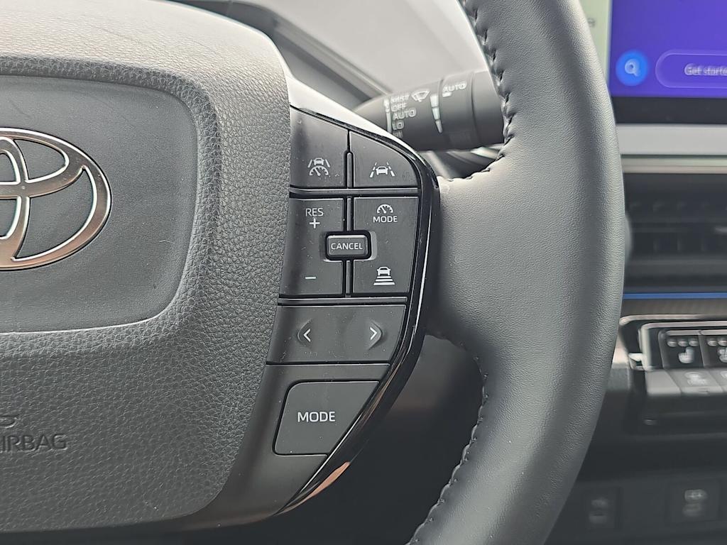 2025 Toyota Prius Limited - Photo 33