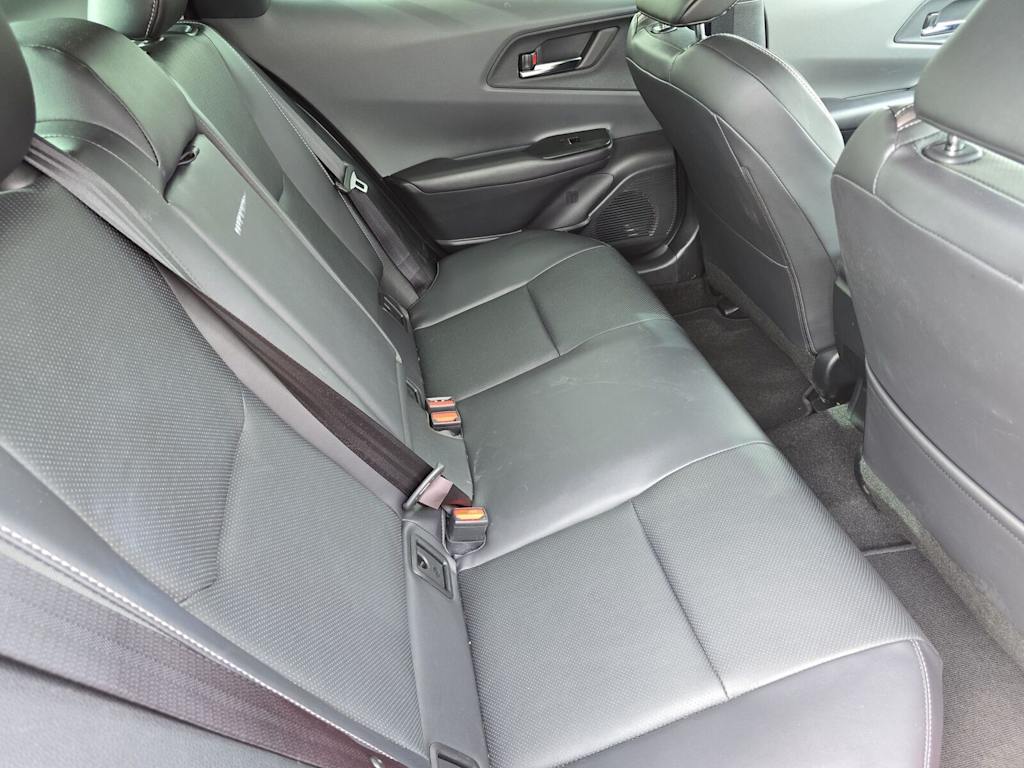 2025 Toyota Prius Limited - Photo 11