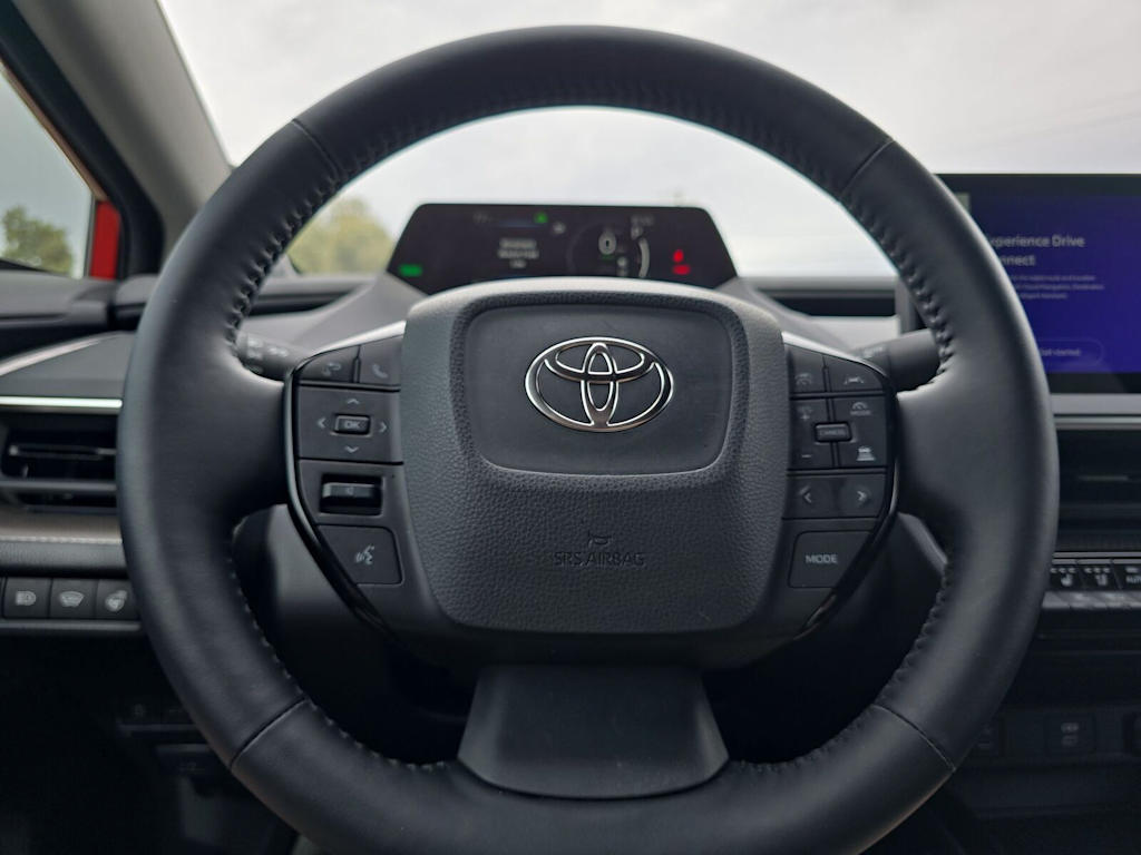 2025 Toyota Prius Limited - Photo 13