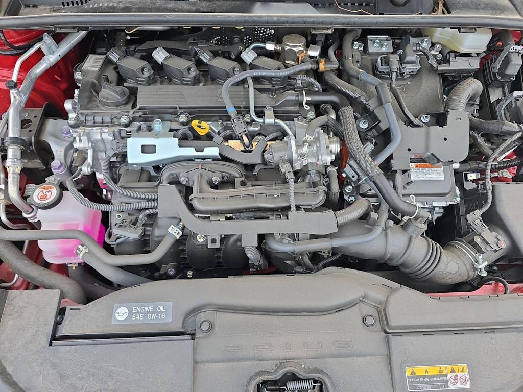 2025 Toyota Prius Limited - Photo 8