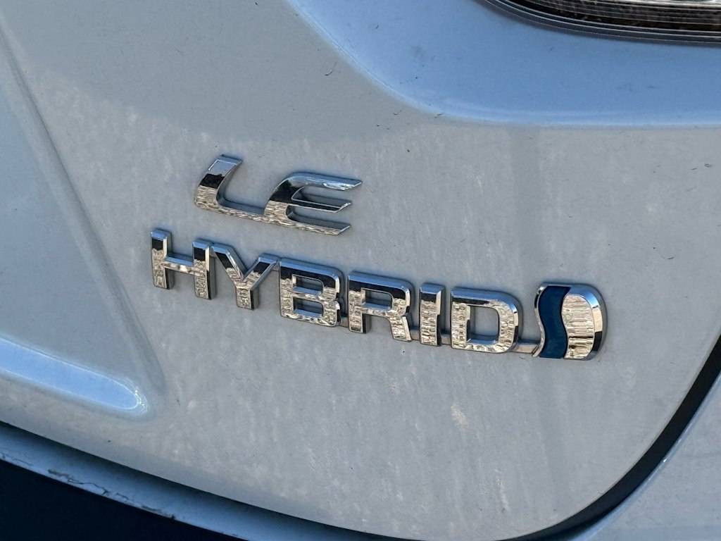 Thumbnail: 2024 Toyota Corolla - 18