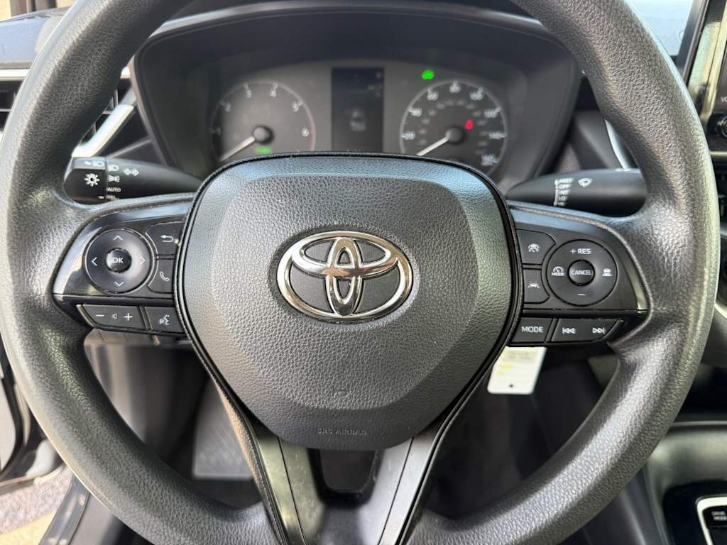 Thumbnail: 2023 Toyota Corolla - 21