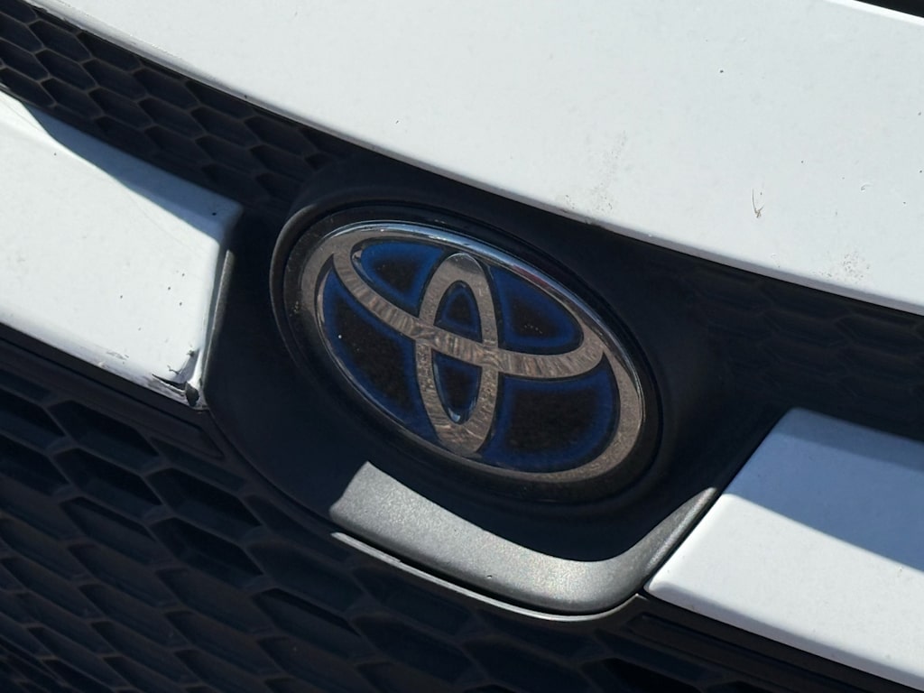 Thumbnail: 2022 Toyota Corolla - 3