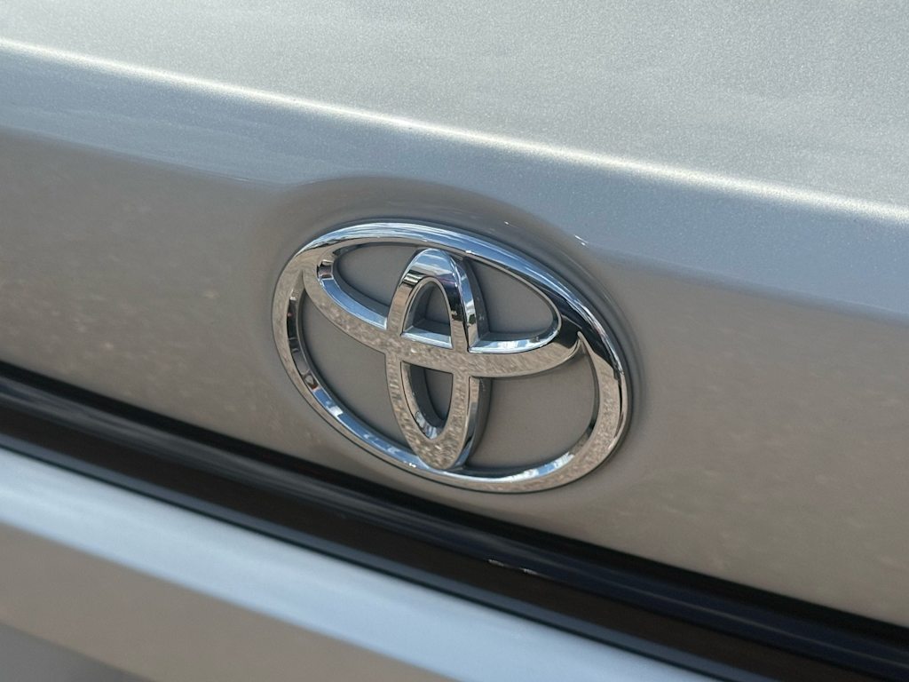 Thumbnail: 2020 Toyota Corolla - 17