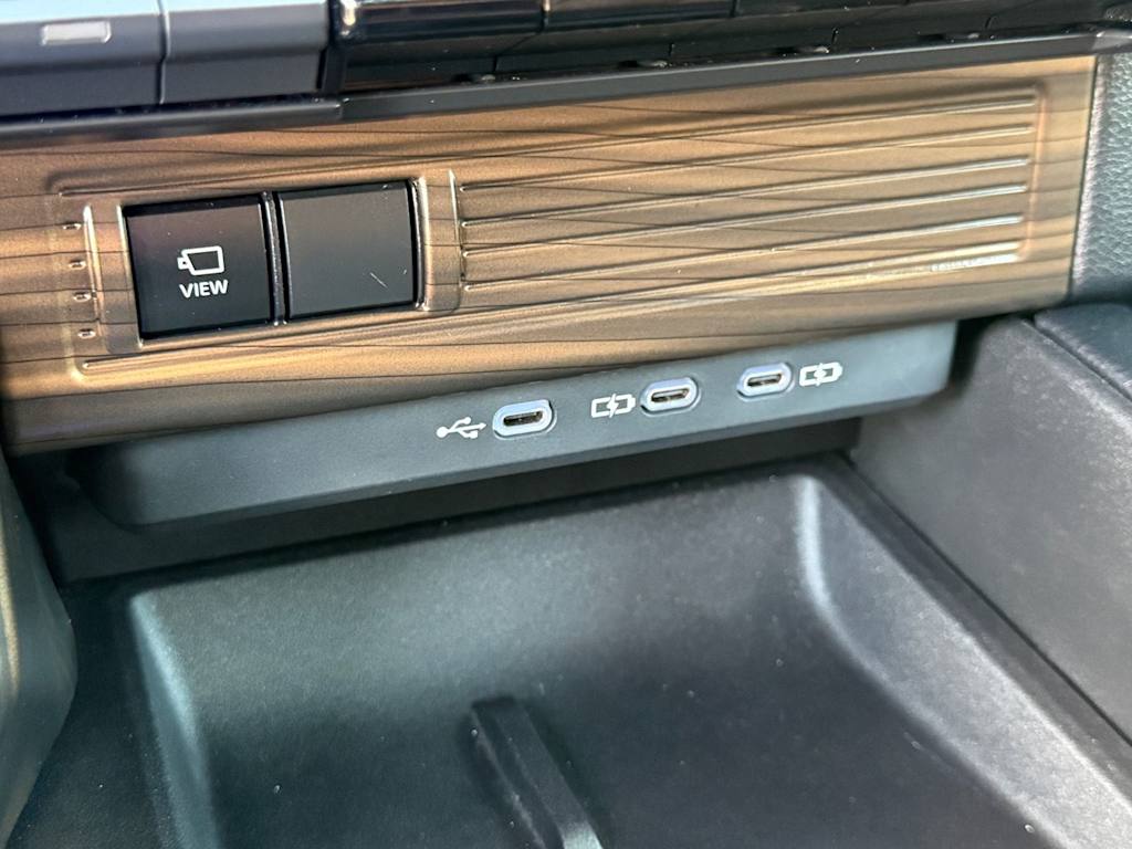 Thumbnail: 2025 Toyota Land Cruiser - 25