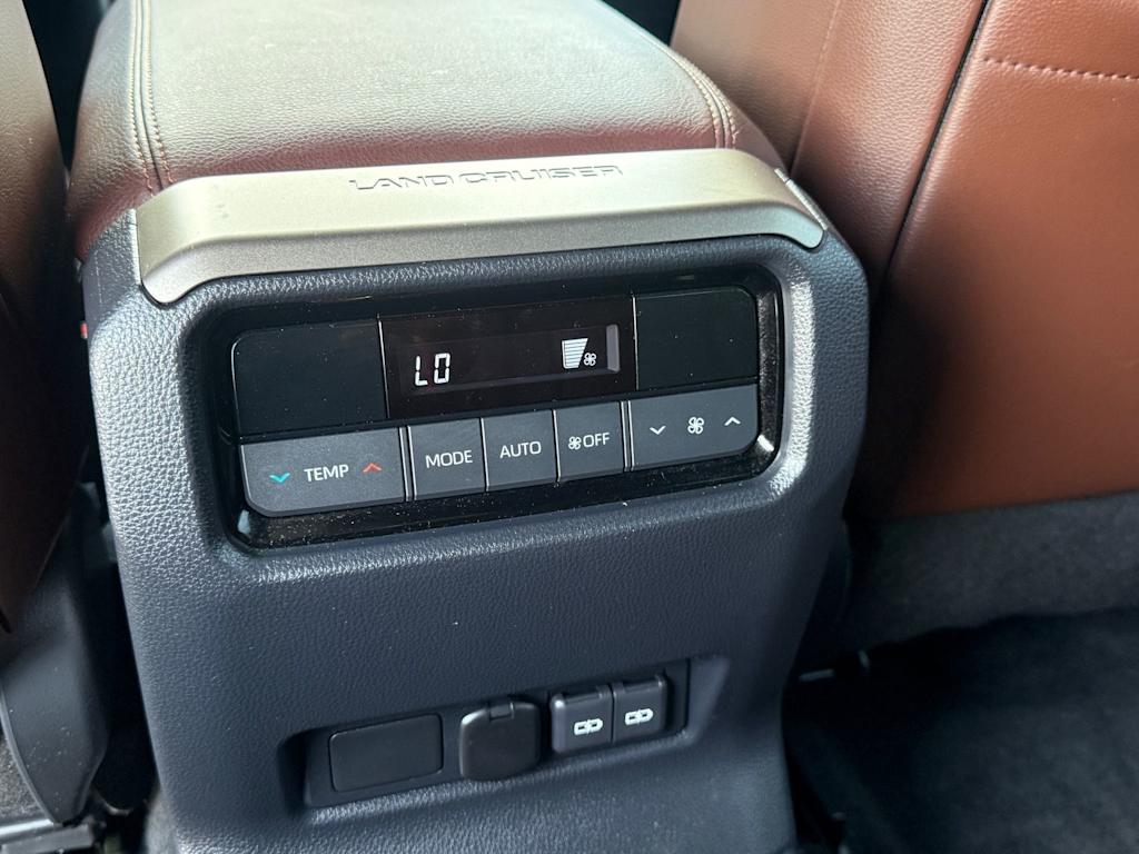 Thumbnail: 2025 Toyota Land Cruiser - 30