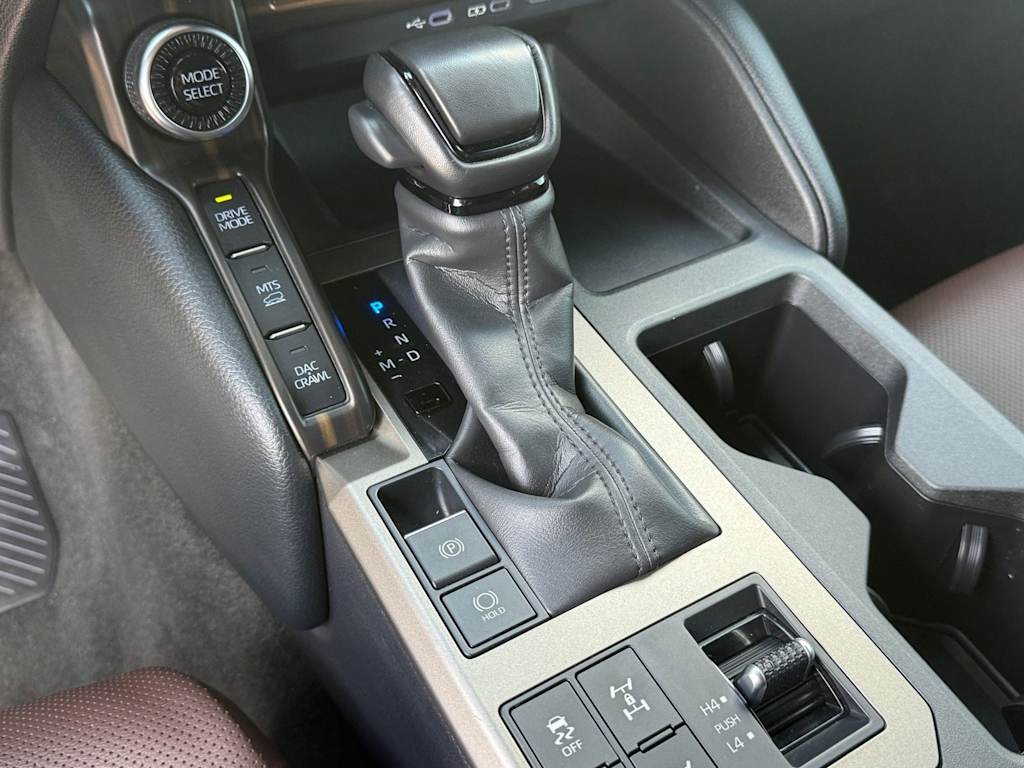 Thumbnail: 2025 Toyota Land Cruiser - 14