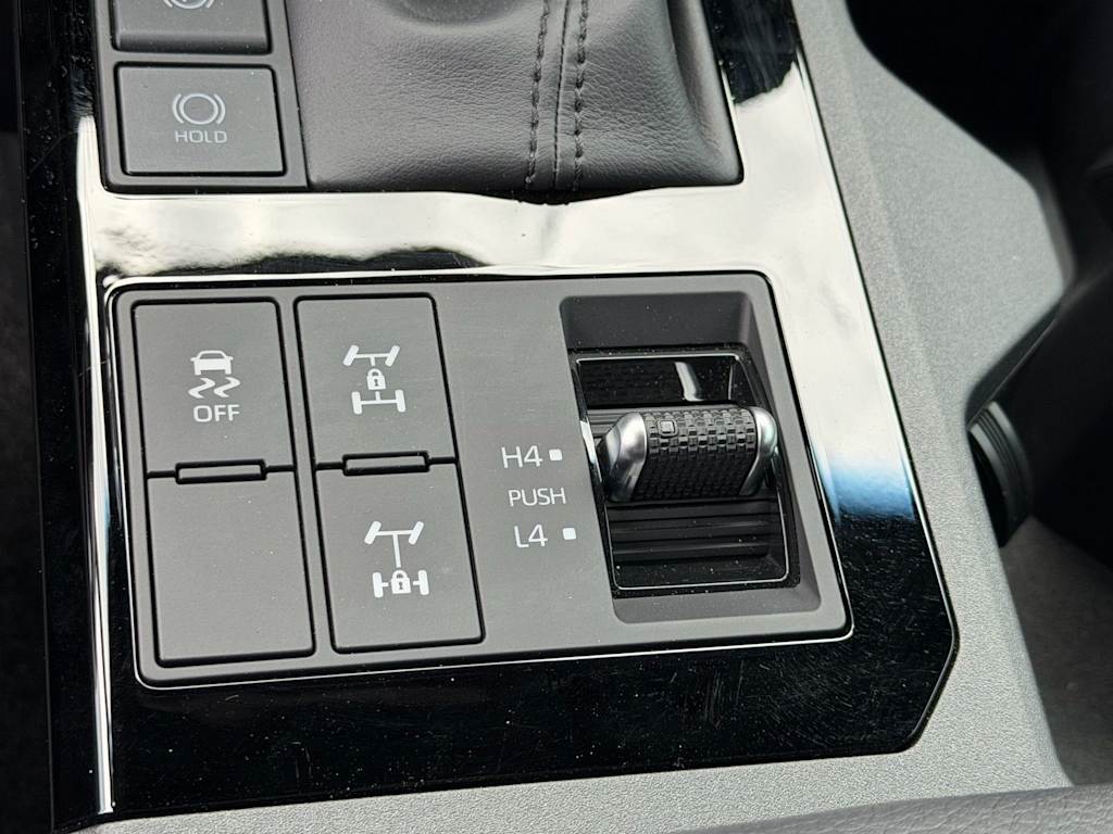 Thumbnail: 2025 Toyota Land Cruiser - 7