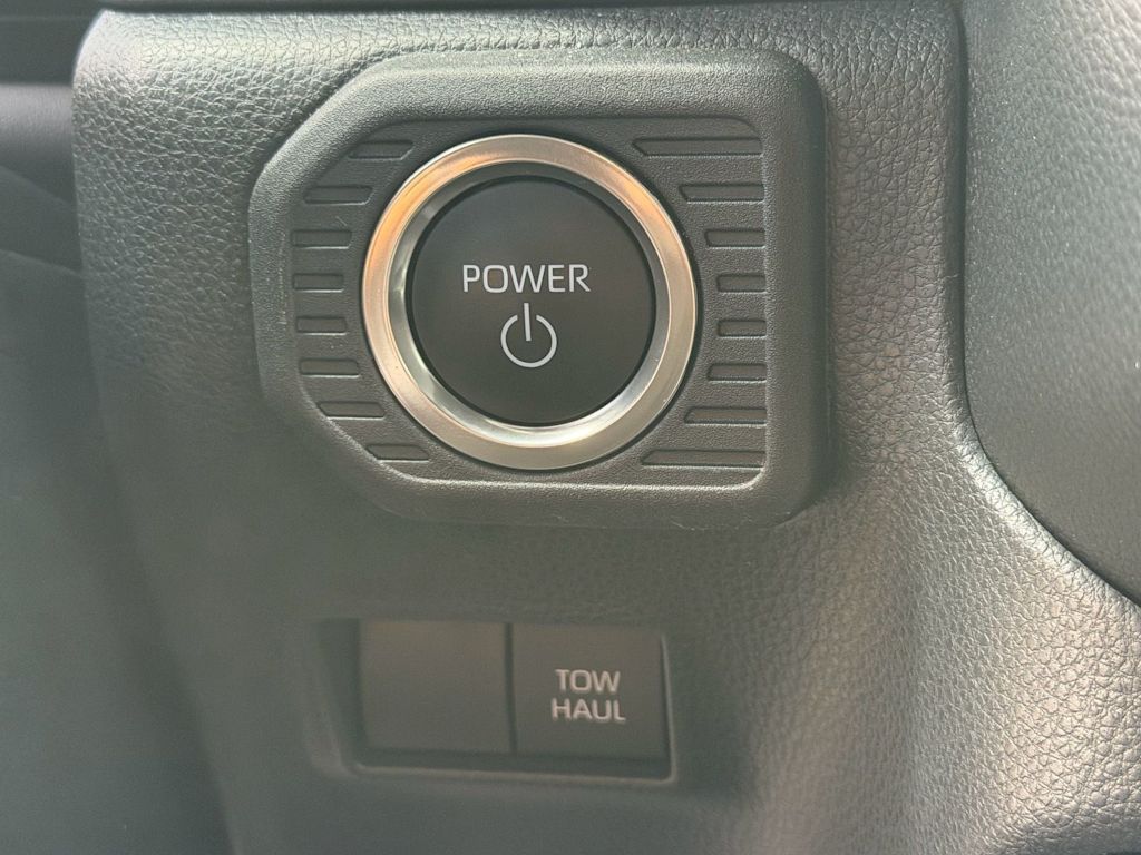 Thumbnail: 2025 Toyota Land Cruiser - 18